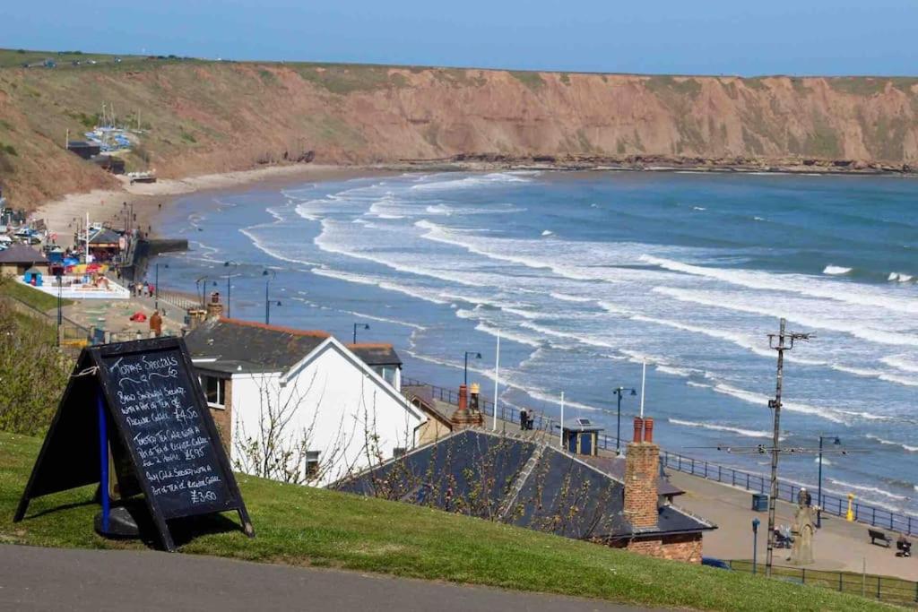 Tidesreach Filey, Sleeps 13, Close To Beach Buitenkant foto